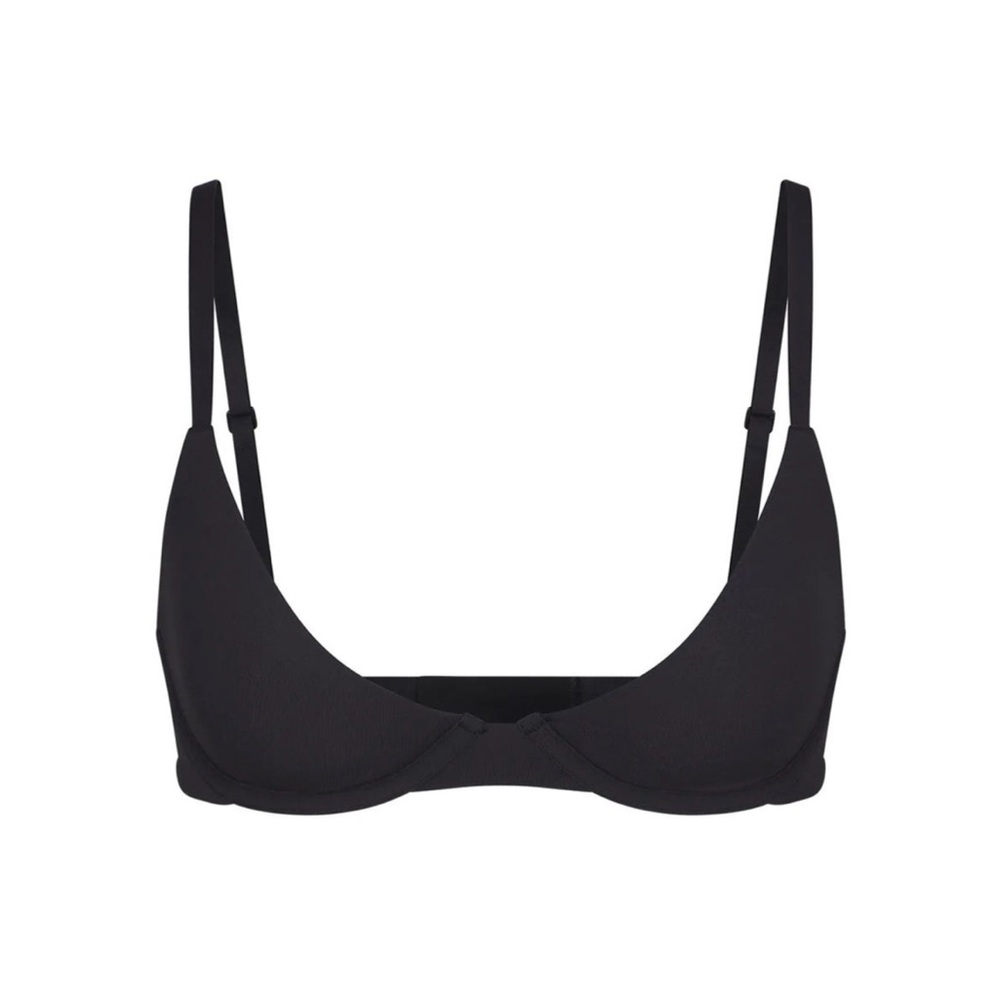 Skims 34C Plunge bra